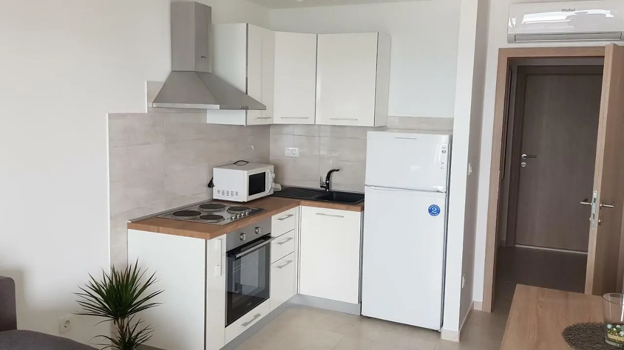 Apartments Bilobrk Trogir 0*,  Kroatien