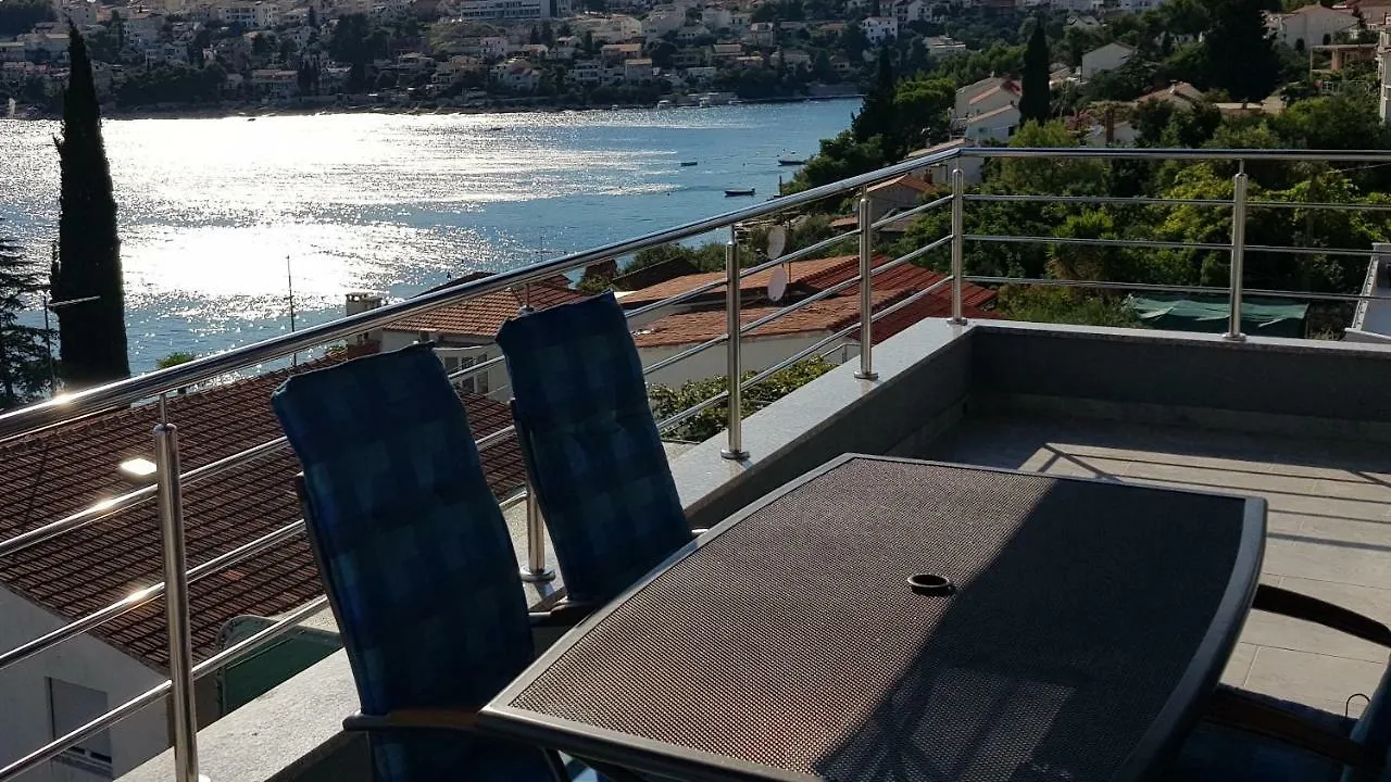Apartments Bilobrk Trogir